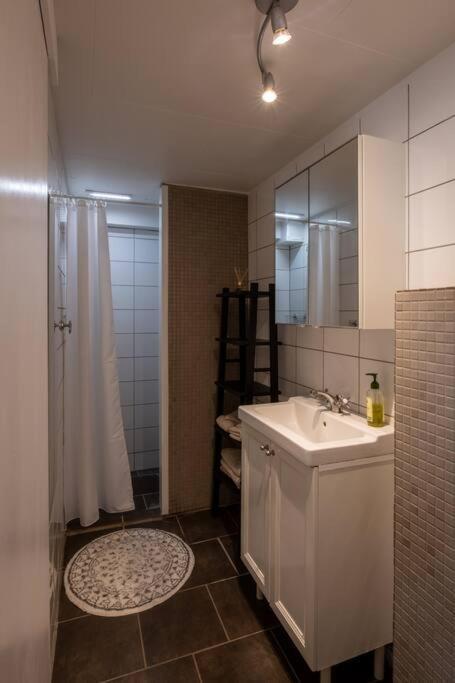 Lovely One Bedroom Apartment In Hafnarfjörður Екстериор снимка